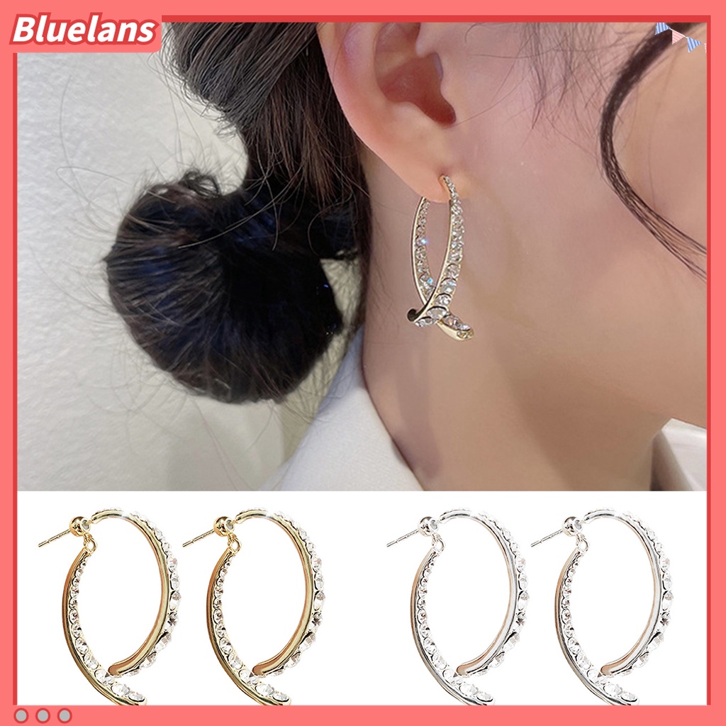 1 Pasang Anting Stud Cubic Zirconia Bentuk Ekor Ikan Untuk Wanita