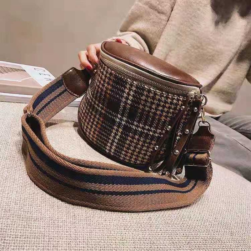 TAS SLEMPANG WANITA / WAIST BAG IMPORT / TAS IMPORT / AQILLA BAGS