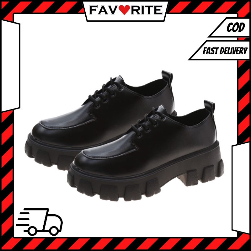 Favorite &quot;FREE BOX&quot; Sepatu Boots Kerja Wanita Hitam Putih Import Sepatu Premium Quality Sepatu Kulit 9057