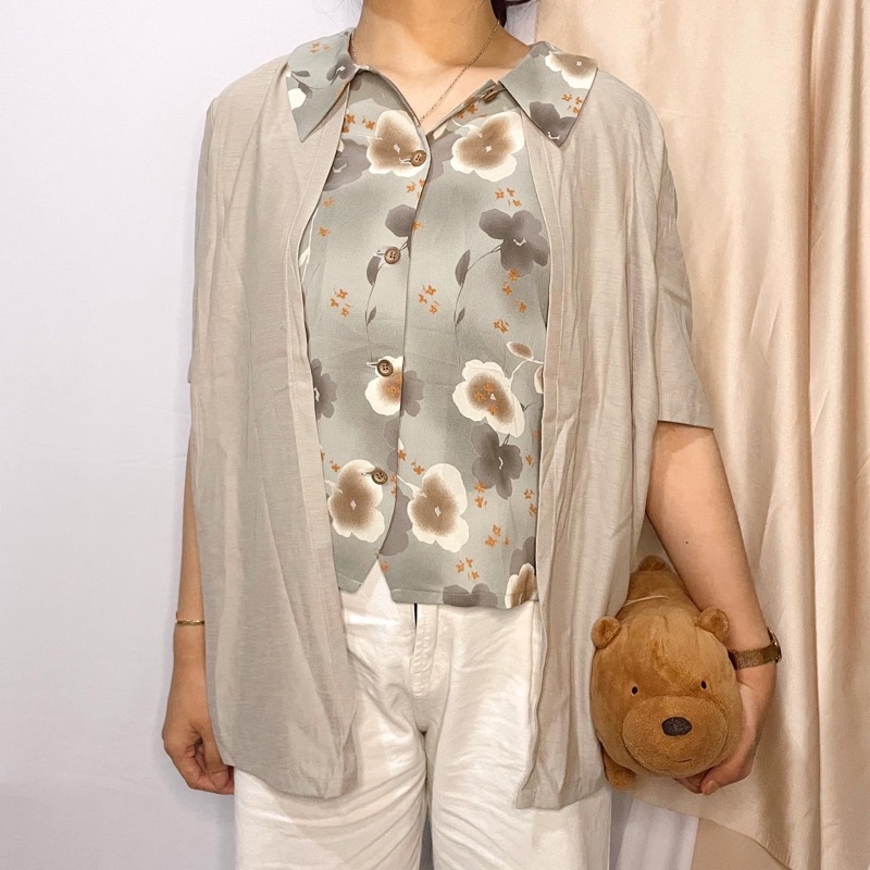 UPO BLOUSE KEMEJA ATASAN OUTER 2IN1 ABU GREY MOTIF BUNGA FLOWER LUCU MURAH KATUN CHIFFON SIFON LENGA