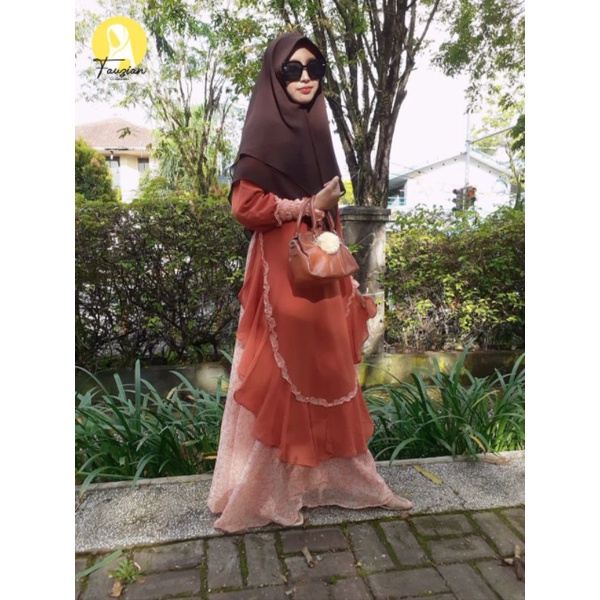 Gamis Syar'i  Ceruti Babydoll Bunga Kecil/Gamis Syar'i Fitria/Gamis Elegan by Fauzian Collection