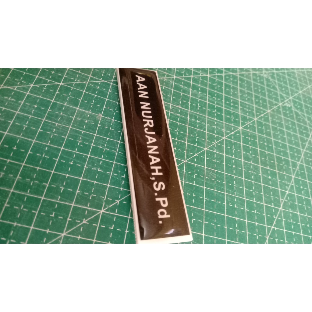 

NAME TAG AKRILIK