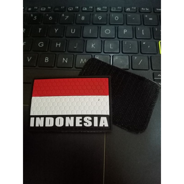 patchrubber kotak Indonesia motif sarang lebah