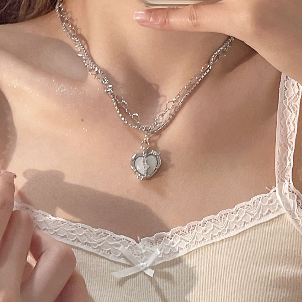 Kalung Choker Rantai Liontin Hati Aksen Kristal Gaya Punk Gothic Untuk Wanita