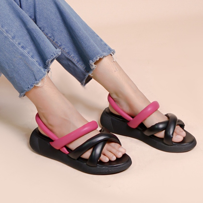 LAPEPA YUK - Sepatu Sandal Wanita Wedges VIVIAN Model Silang dua Tali Strap Belakang Hak Tinggi Sole 3 cm Spatu Sendal Gunung Cewek  Size 36 37 38 39 40 41 Warna Black Fuschia Fuchia Pink Fanta Premium Terbaru Shoes Ori Original Mall Official Store Promo