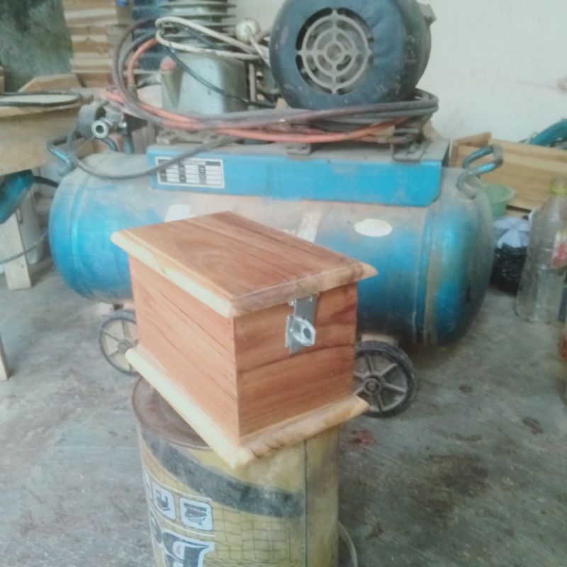 kotak penyimpanan kayu jati