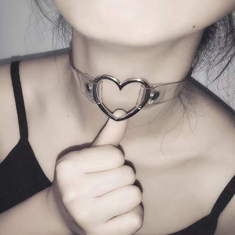 Women Gothic Fashion Heart Choker 8339