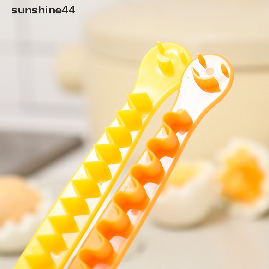 Sunshine 2Pcs Alat Pemotong Telur Rebus / Bento Bentuk Bunga Kreatif