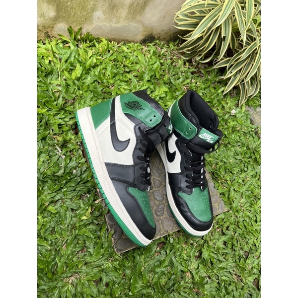 AJ1 High OG dan Pine Green