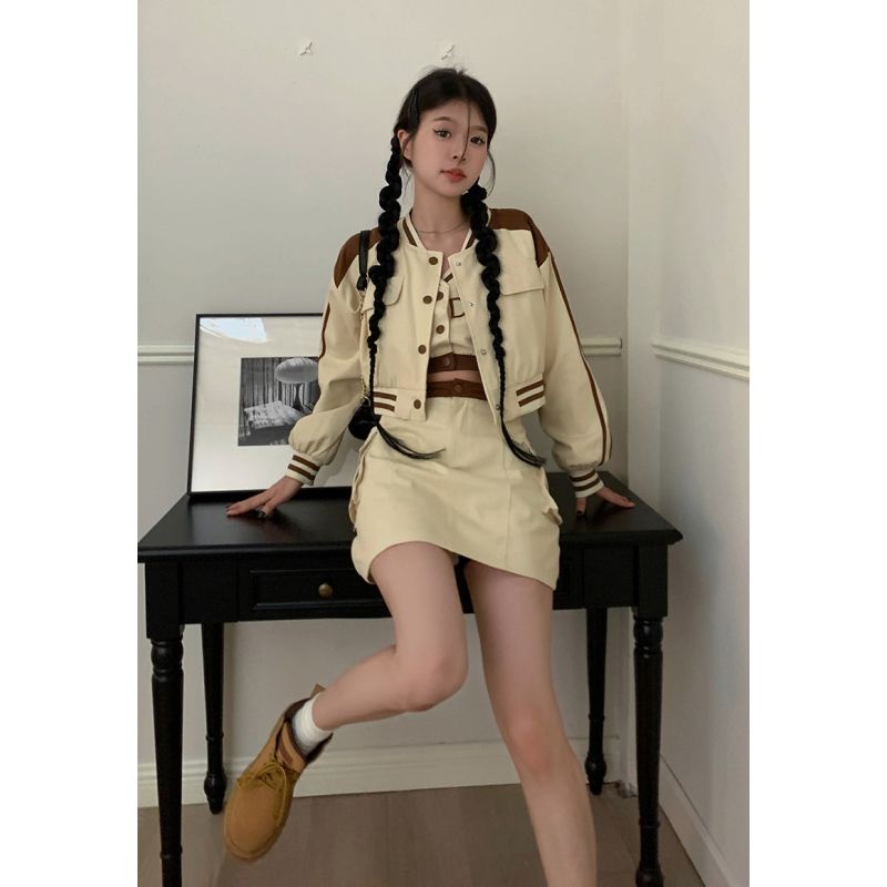 Retro Fashion Suit Bisbol Seragam Jaket Cardigan Kamisol Wanita Musim Gugur Paket Hip Rok Tiga Poton