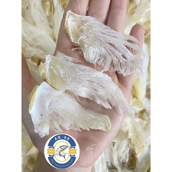 

Sirip ikan hiu 50gram / sirip sedang / hisit / hechi 50gram