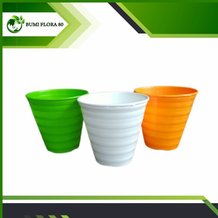 pot 12 cm gucci / pot mini 12cm / pot meja / pot warna warni / pyrus pot tinggi tirus