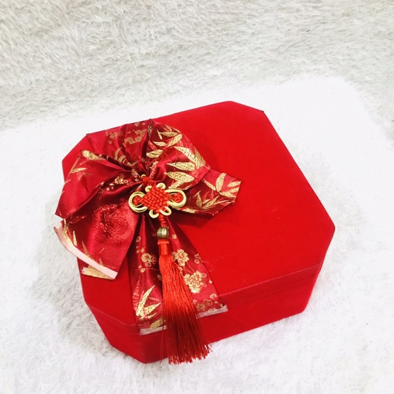 

Koper Segi Bludru / box imlek / sanjit