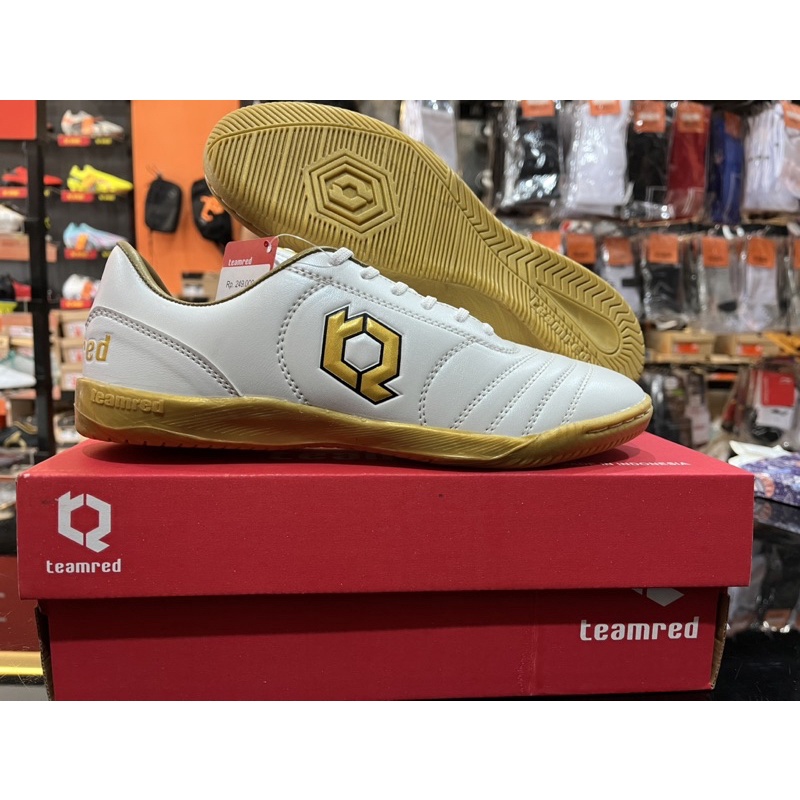 SEPATU FUTSAL TEAMRED ORIGINAL