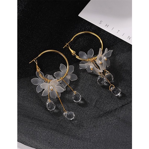 LRC Anting Tusuk Fashion Gold Color Crystal Flower W76482