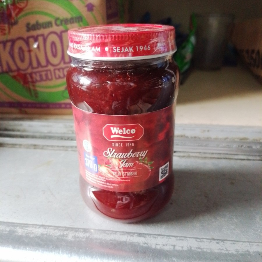 

Selai Strawberry WELCO - 370 gram