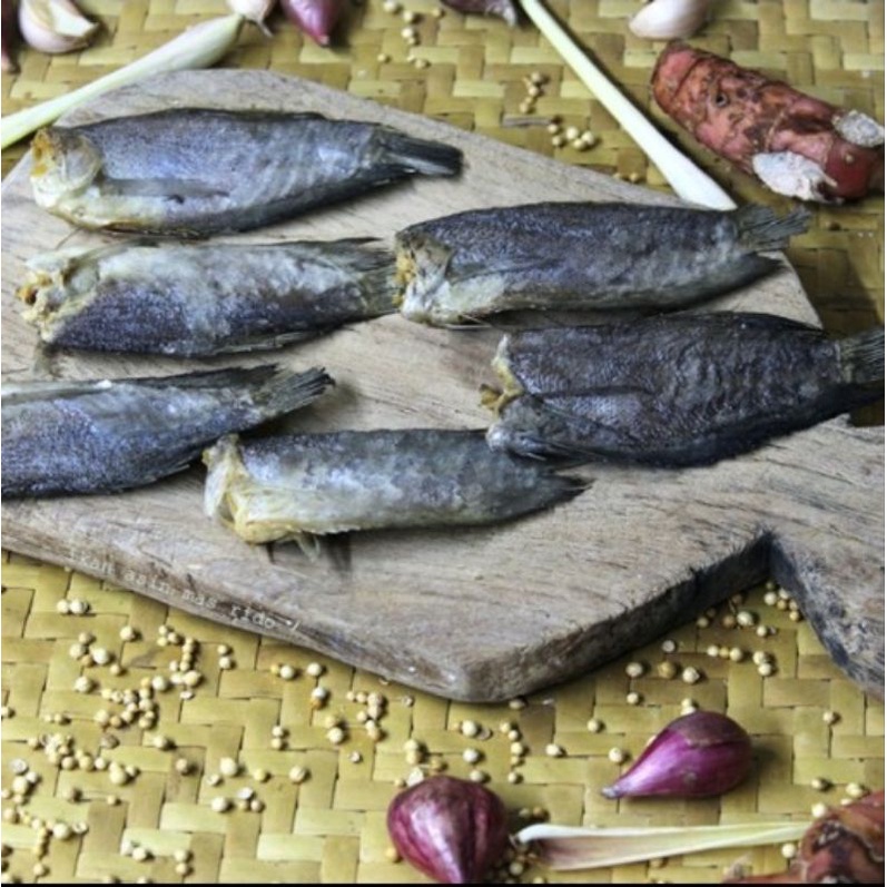 

ikan asin sepat besar per bks 125 gr