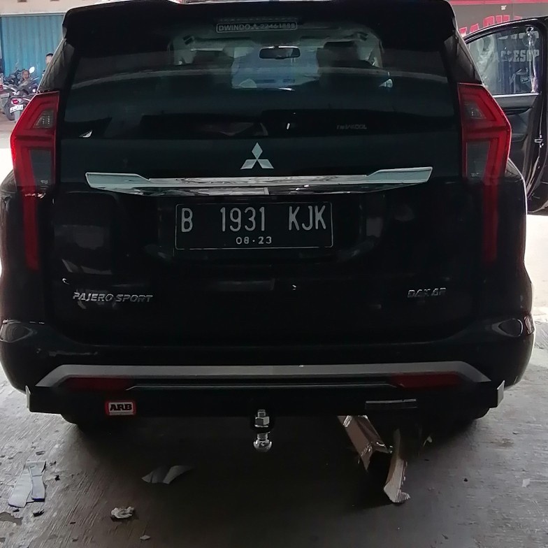 TOWING BAR / PENGAMAN BELAKANG BESI ARB ALL NEW PAJERO 2021