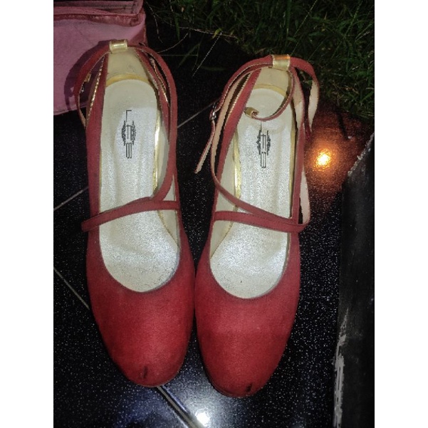 Heels Merah Emas Preloved Murah