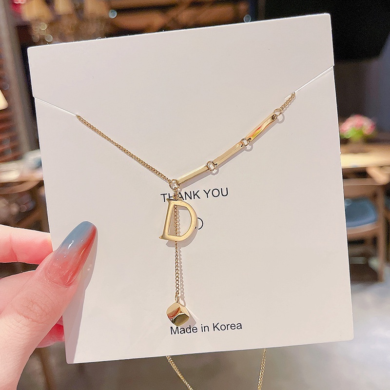 Kalung Rantai Dengan Liontin Huruf D Bahan Titanium Steel Untuk Wanita