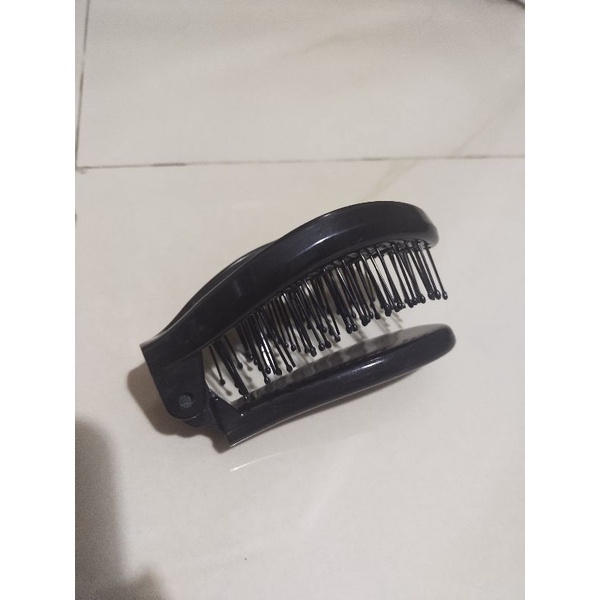 Preloved the wet brush