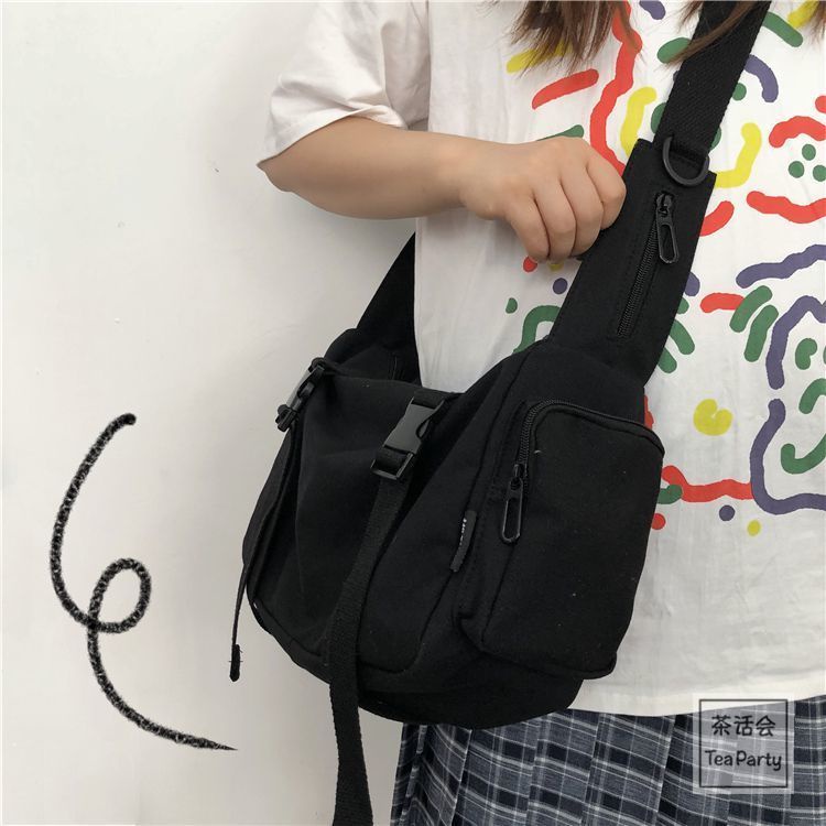 ▩❁Harajuku Jepang Dark Fan Energi Perkakas Tas Kanvas Wanita Korea All-Match Warna Solid Siswa Tas Messenger Satu Bahu