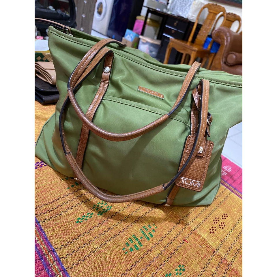 Tas Tote Tumi