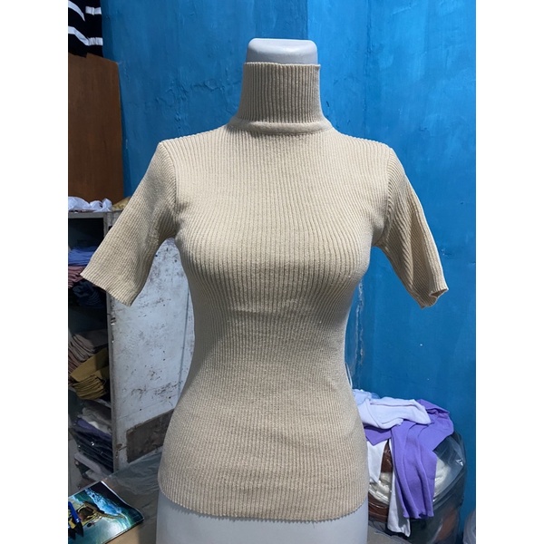 Atasan Rajut Wanita Turtleneck - Kerah Tinggi Lengan Pendek - Kaos Turtleneck Rib Turtleneck Lengan Pendek - Kaos Viral Korea Style