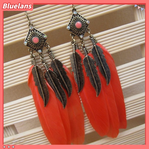 Anting Kait Gantung Wanita Desain Daun Bulu Gaya Vintage Kreatif Untuk Pesta / Hadiah