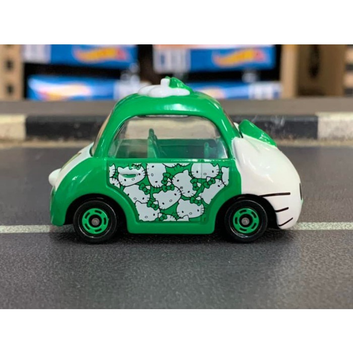 Hello Kitty Green Tomica Dream Collection