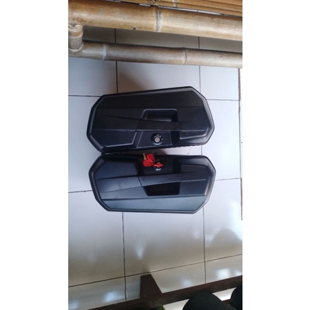 side box Givi e22