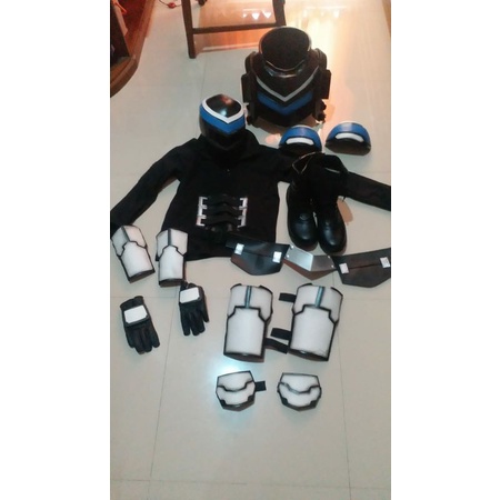 kostum cosplay Vigilante peace maker