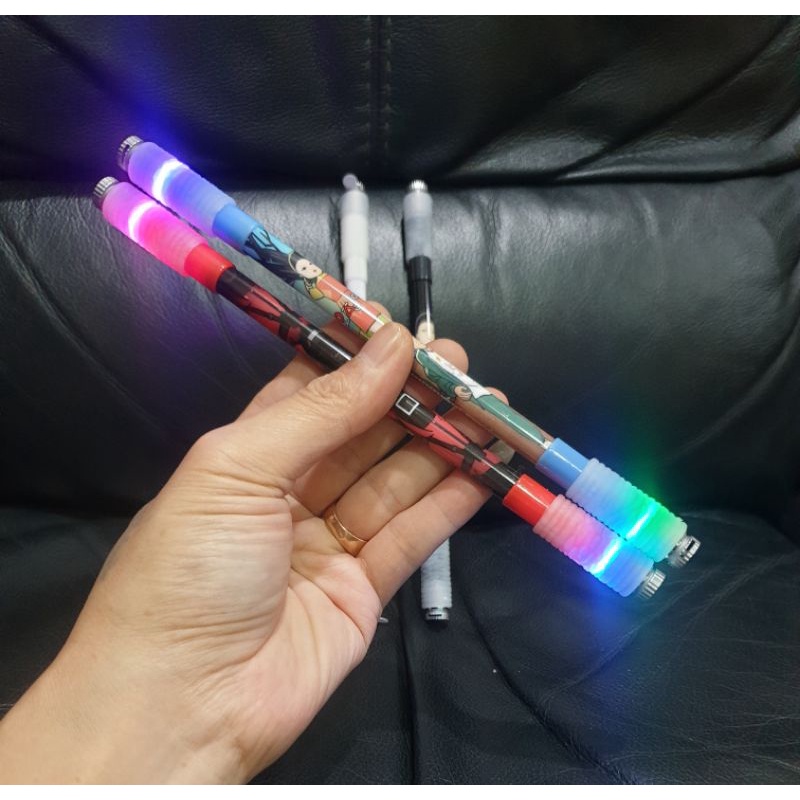 LED SQUID GAME SPINNING PEN / PEN PUTAR / PEN AJAIB / PEN ANTI STRESS / PEN BALANCE BISA PILIH WARNA