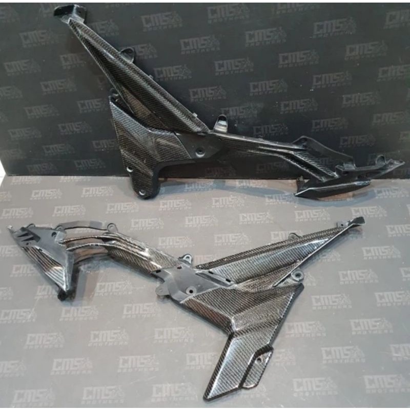 Cover Side / Sambungan BodyFor Honda Sonic 150R
Part Original
Carbon Kevlar