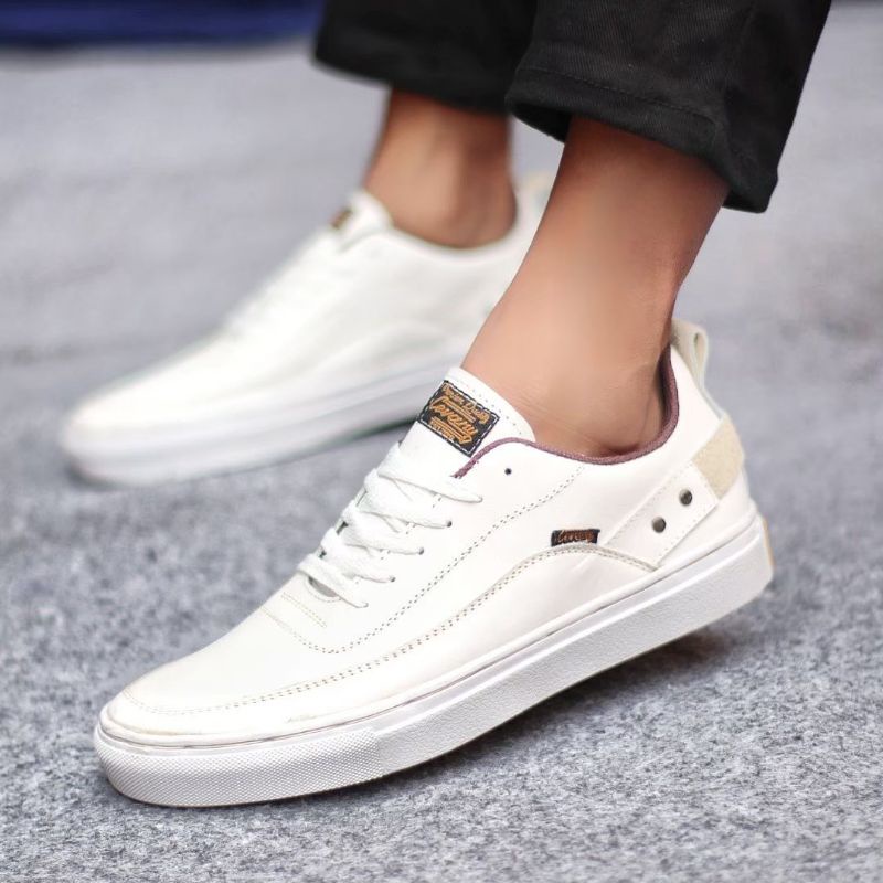 Sepatu Sneakers Pria Sepatu Casual Sneakers Pria Formal Kulit Asli Original Kats Kerja Kuliah Cyre