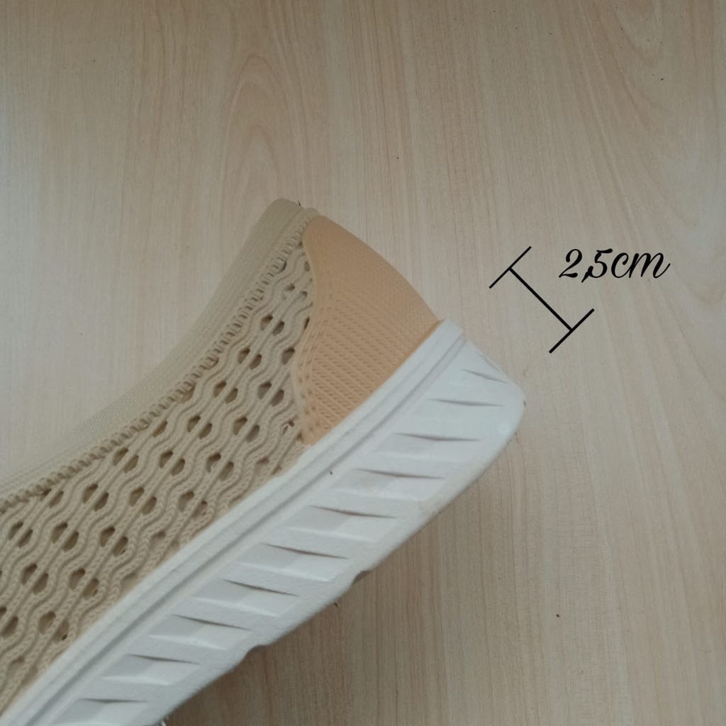 gos ATT AKL 160 SEPATU KARET SLIP ON Sepatu Cewek Anti Air Empuk Tidak Lecet Ringan