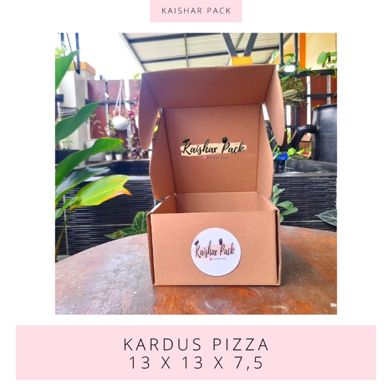 

KARDUS PACKING PIZZA 13X13X7,5 / PIECES