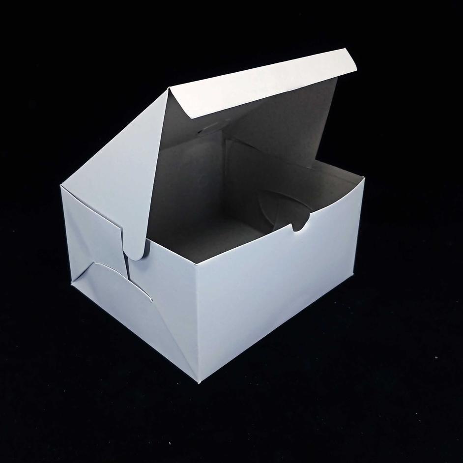 

Kirim Sekarang KOTAK KUE - SNACK BOX - DUS KEMASAN MAKANAN - UK 12X14 - POLOS - ISI 100 PCS JAKARTA