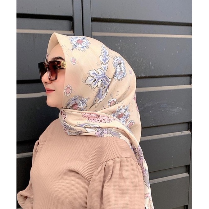 HIJAB JILBAB KERUDUNG SEGIEMPAT SQUARE VOAL MOTIF KODE D