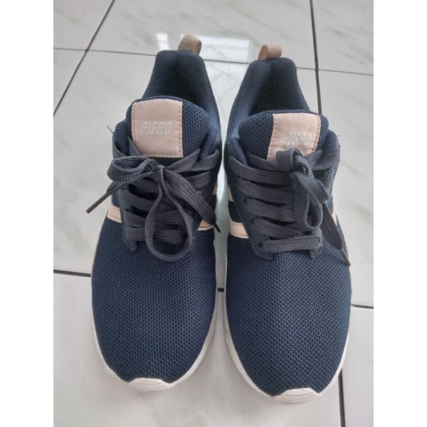 SepatuWanitaPiero