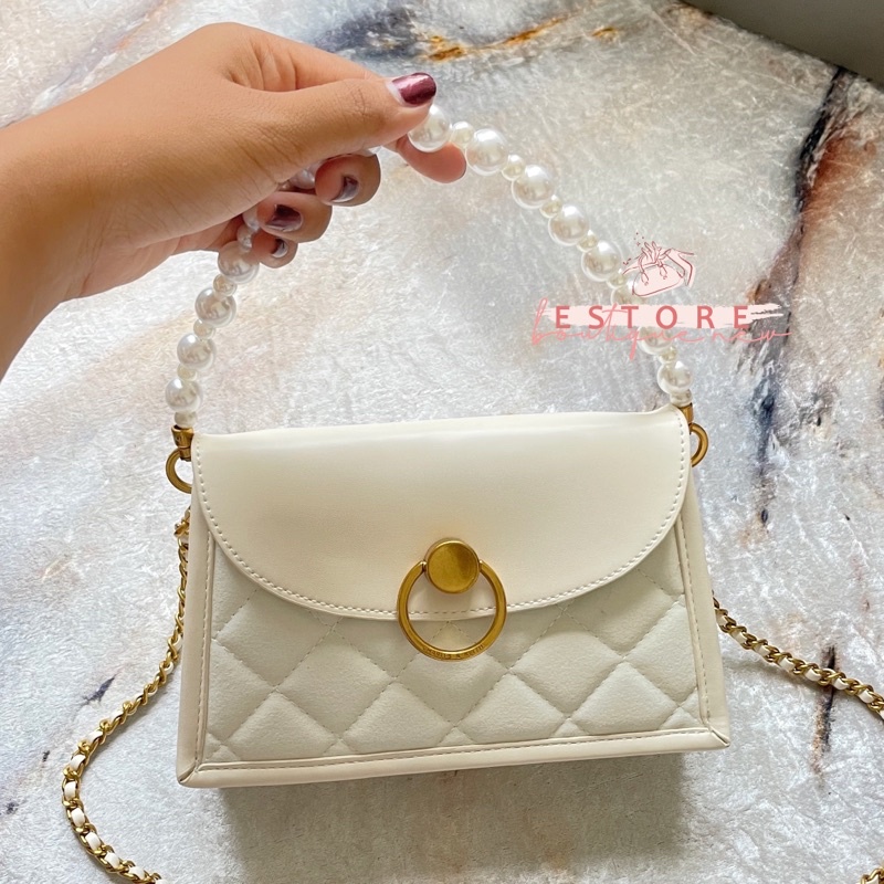 C Roza Scraf Handle Quilted Bag