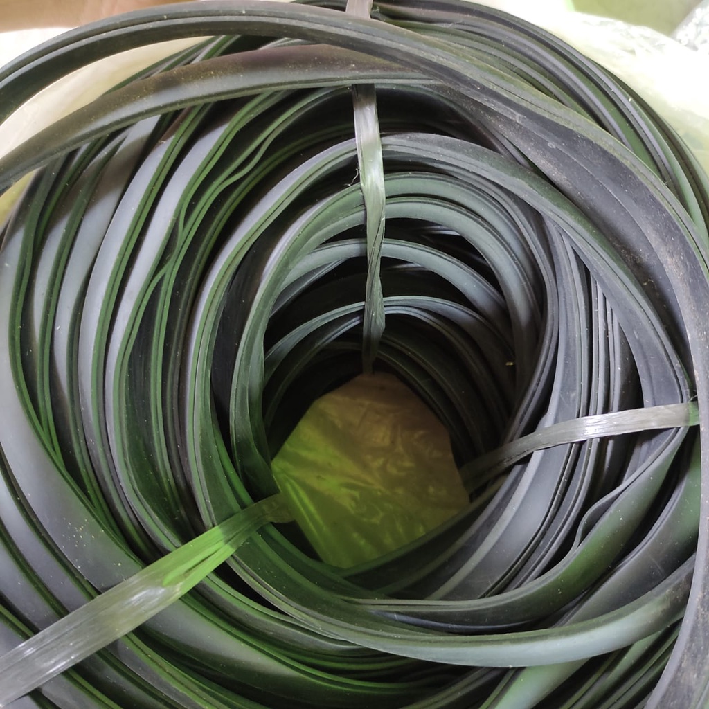 Lis karet - lis karet helm universal