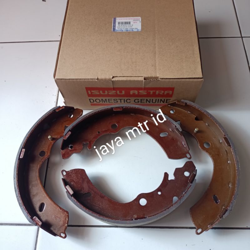 kampas rem belakang brake shoe Isuzu traga harga 1 set