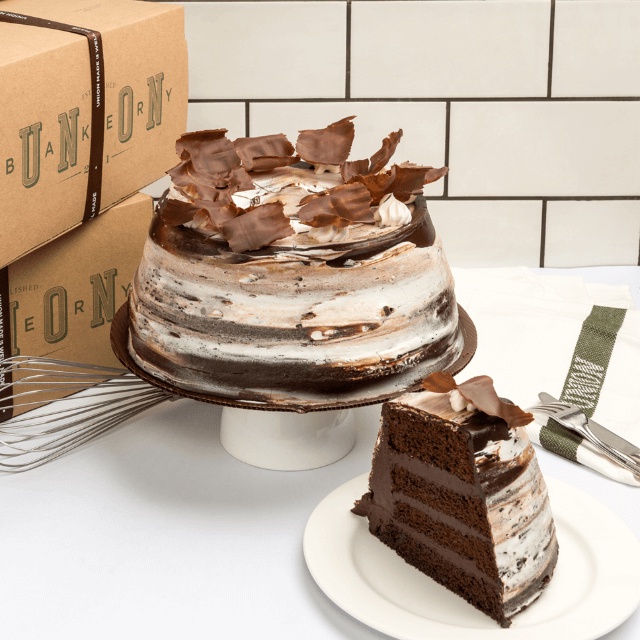 

READY BEKASI 15 FEB 2025 - (SLICE) UNION BAKERY OLD FASHIONED CHOCOLATE CAKE - SPONGE CUSTARD SALTED BUTTERCREAM RIBBONS OLEH OLEH VIRAL SALE PROMO PAKET HADIAH BOLU CAKE LEGIT PIA ROTI PIE COOKIES PASTRY LAPIS BIRTHDAY CAKE KUE ULANG TAHUN KULIN