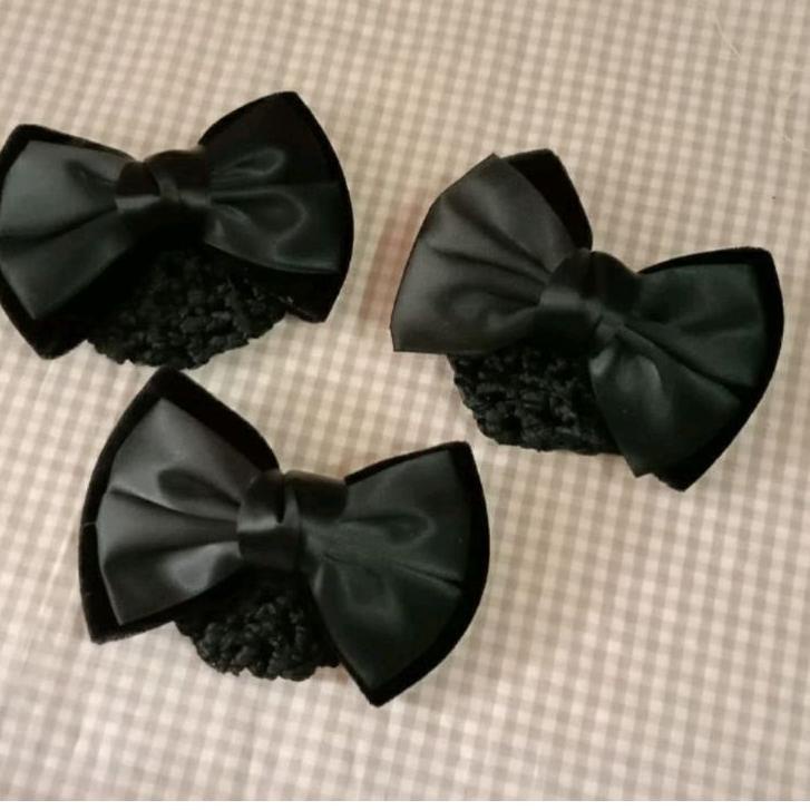 Booming pita harnet/ jepit harnet polos hitam