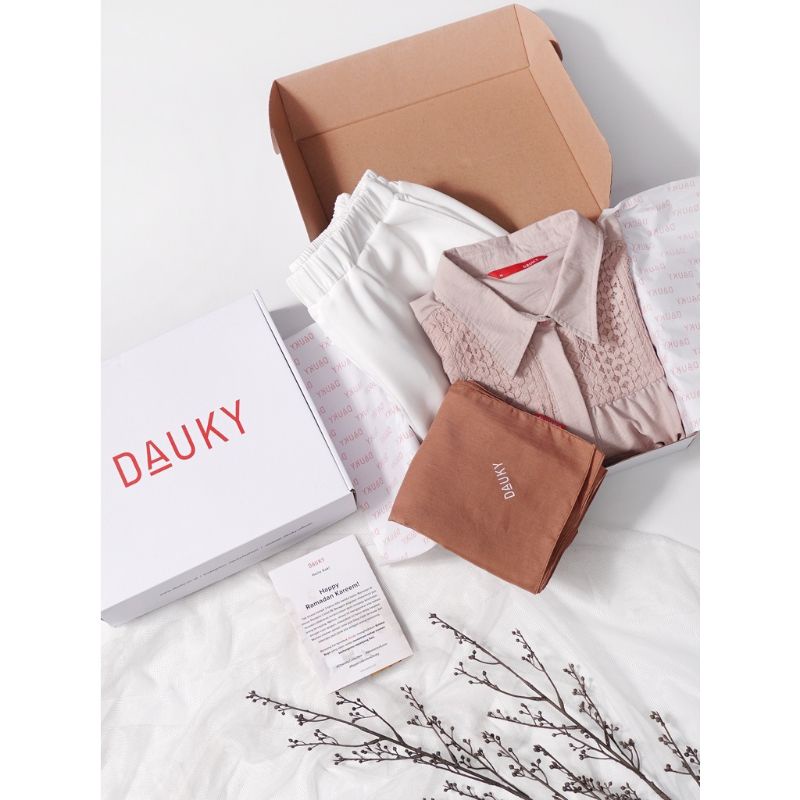 

DAUKY BOX HAMPERS BOX KADO ORIGINAL