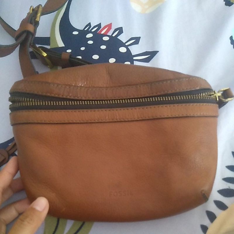 preloved waistbag fossil