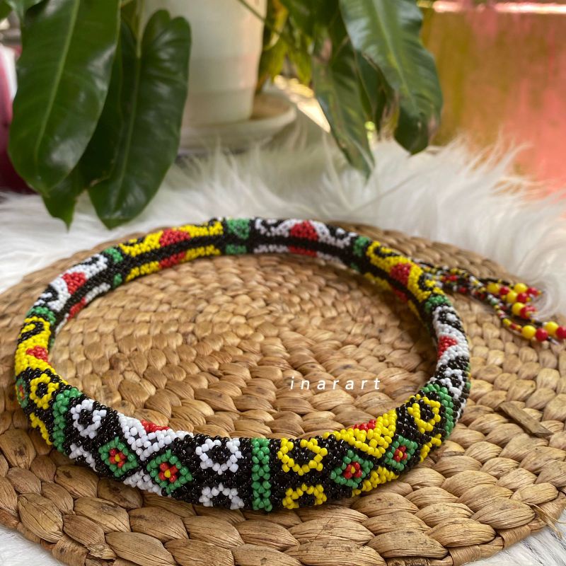 HIASAN KEPALA DAYAK/TOPI KAYAN