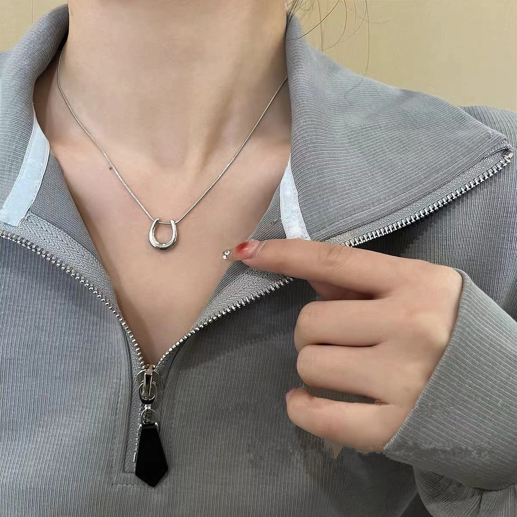 Kalung Rantai Klavikula Bentuk U Geometris Untuk Aksesoris Wanita