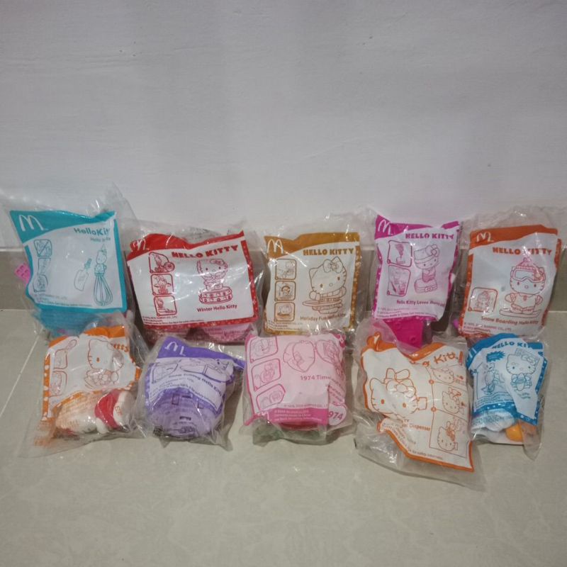 happy meal Hello Kitty heart edition